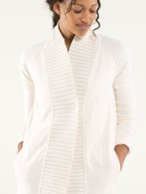 Lululemon Bliss Break Wrap